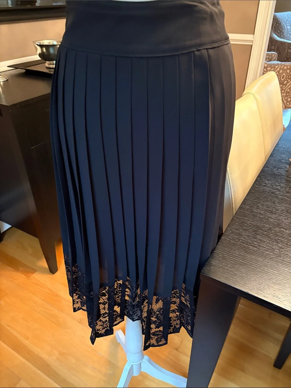 Express Black Pleated Midi Skirt with Lace Trim - Picture 2 of 6